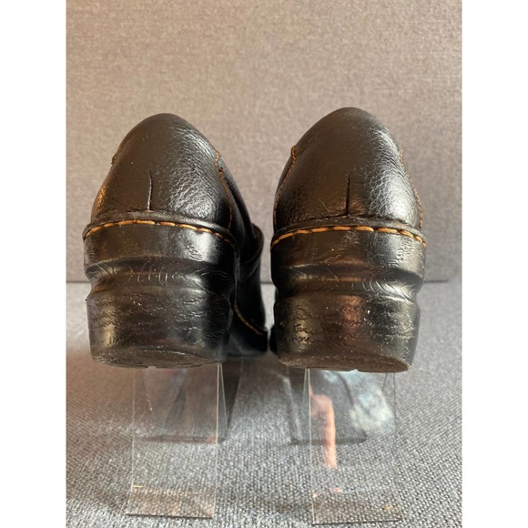 b.o.c. Woman’s clog size 7.5 black leather heeled clog, nurse shoe, comfort shoe - Picture 2 of 13